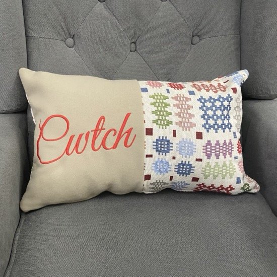 beige cwtch cushion